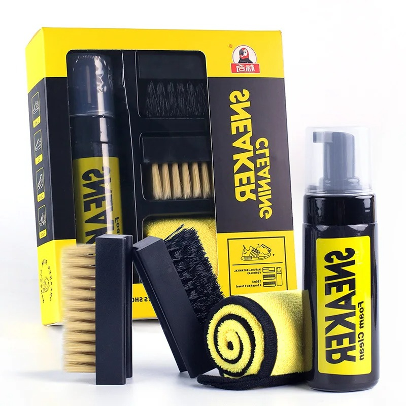 Zestaw do czyszczenia sneakers – Sneaker Care Foam recenzja i cena